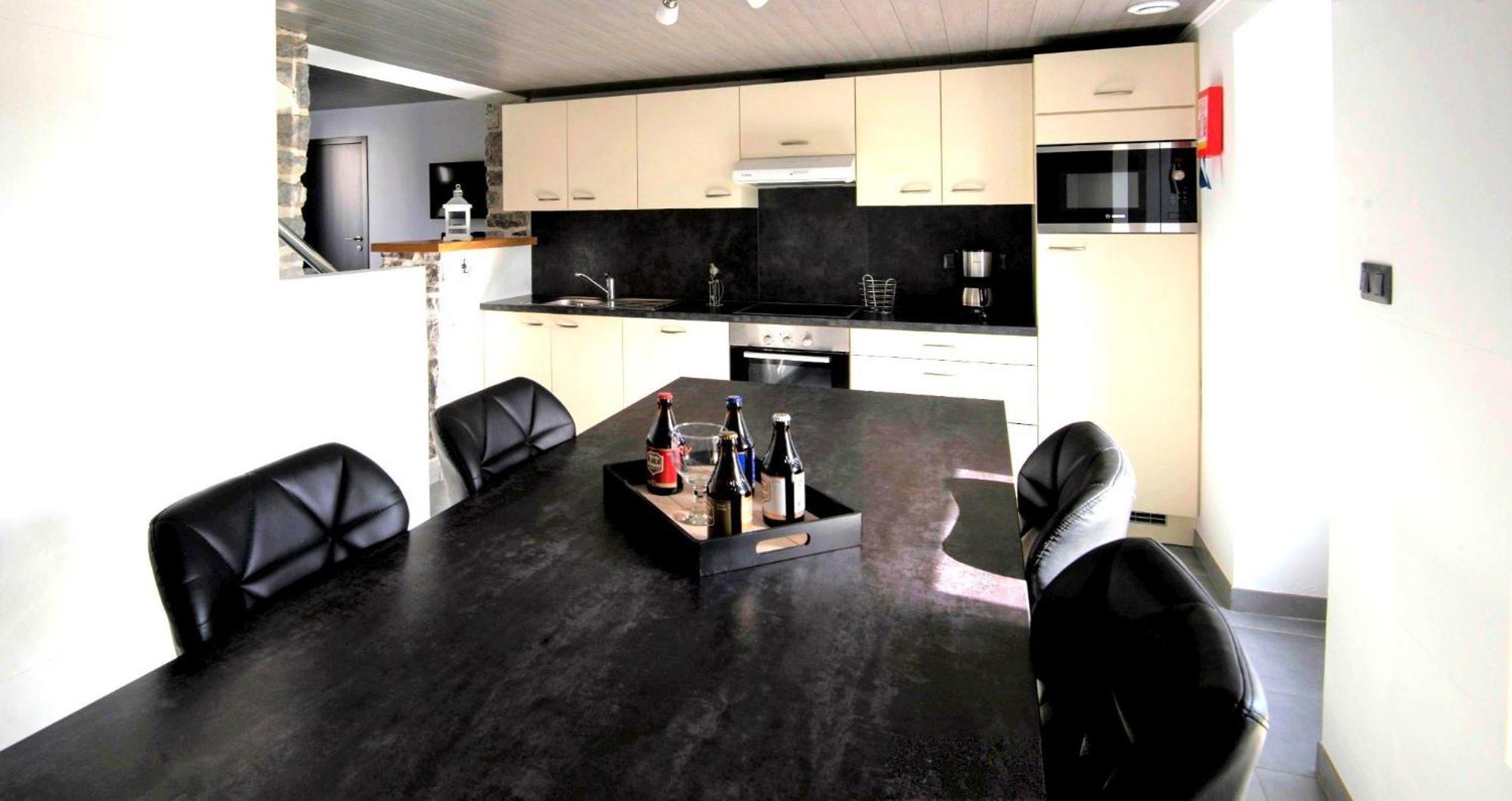 Au Chant Des Roches - Parking - Wifi - Terrasse - Chambres Familiales - Cerfontaine Eksteriør billede